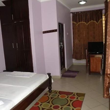 Kibodya Hotel Nkrumah Dar es Salaam Exterior photo